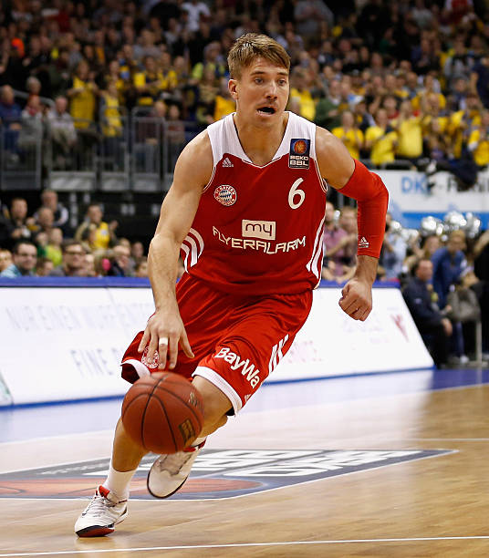 广东男篮正 广东男篮正