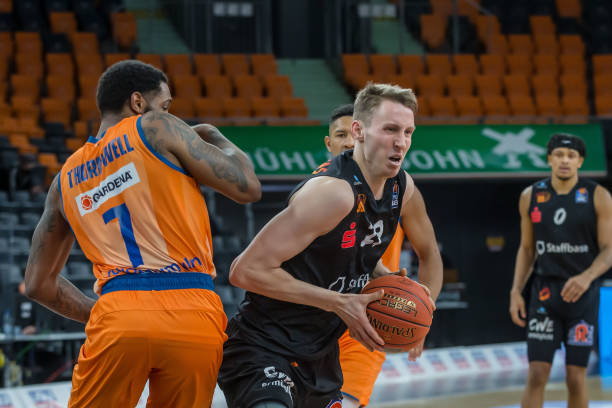 在整体发展 在整体发展