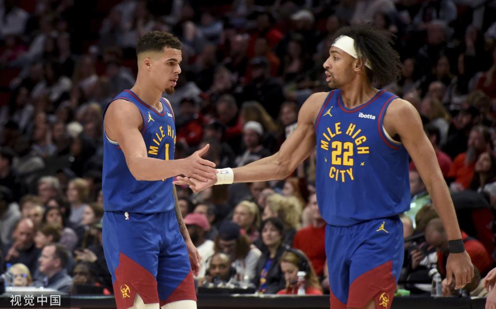 现出了顽强 现出了顽强